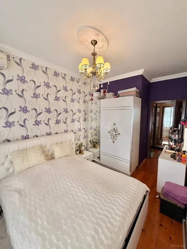 Satılır 2 otaqlı mənzil 60 m²