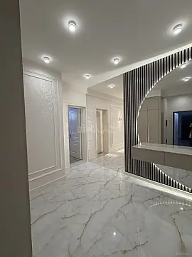 Satılır 3 otaqlı mənzil 129 m²