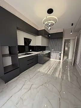 Satılır 3 otaqlı mənzil 129 m²