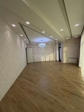 Satılır 3 otaqlı mənzil 129 m²