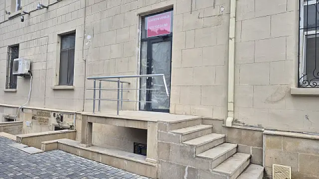 Kirayə verilir obyekt 80 m² — Bakı 80.00 m²