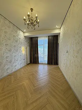 Satılır 2 otaqlı mənzil 71 m²