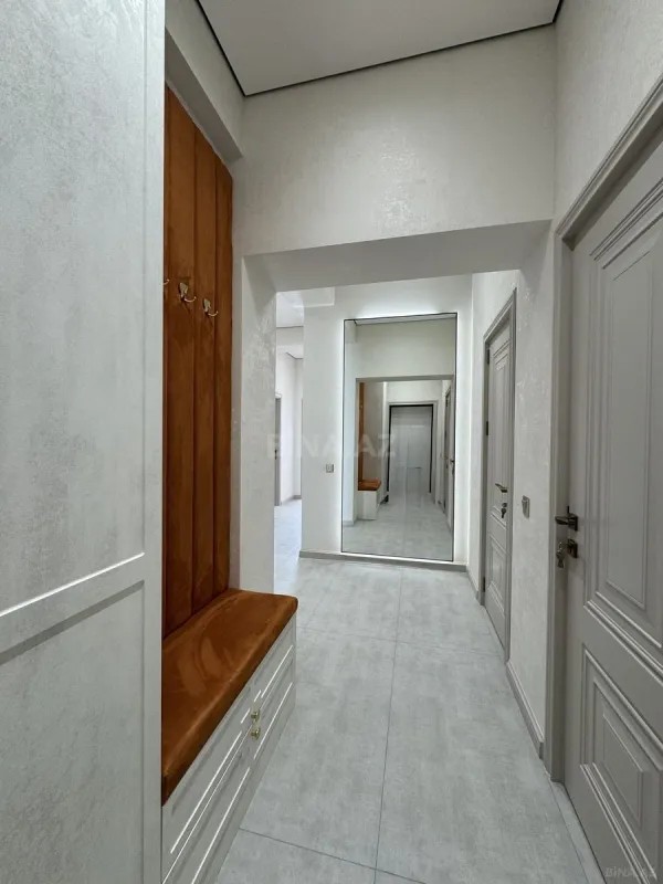Satılır 2 otaqlı mənzil 71 m²