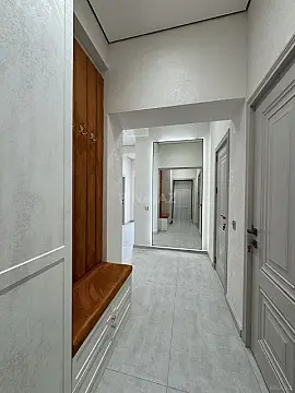 Satılır 2 otaqlı mənzil 71 m²