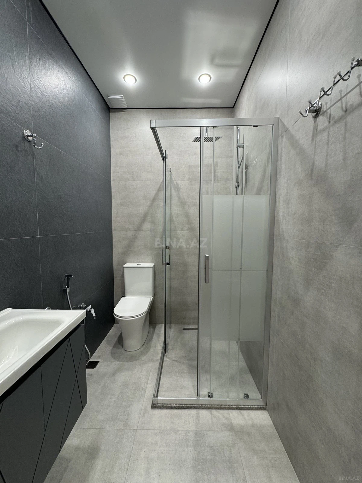 Satılır 2 otaqlı mənzil 65 m²