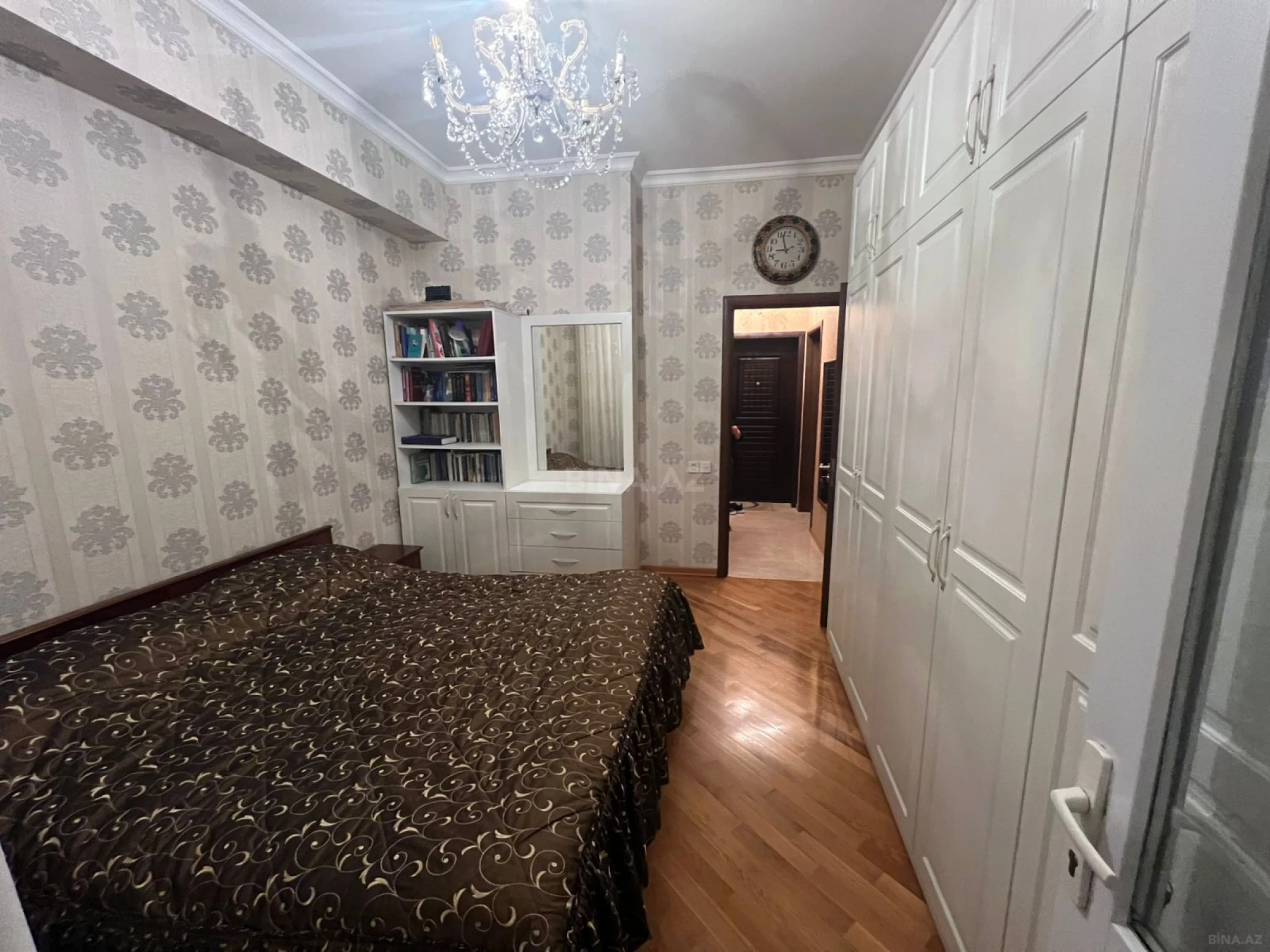 Satılır 2 otaqlı mənzil 69 m²