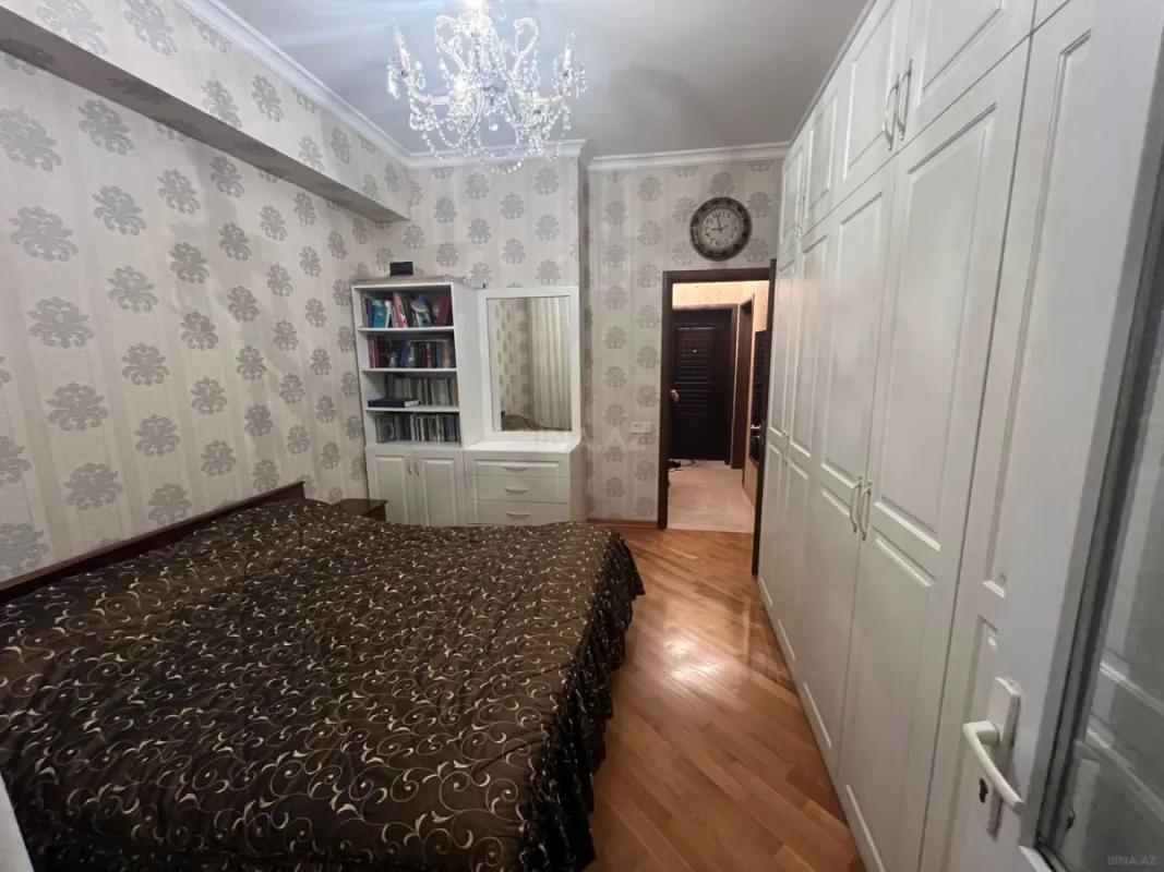 Satılır 2 otaqlı mənzil 69 m²