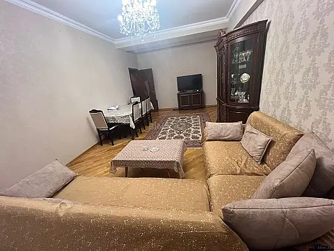 Satılır 2 otaqlı mənzil 69 m²