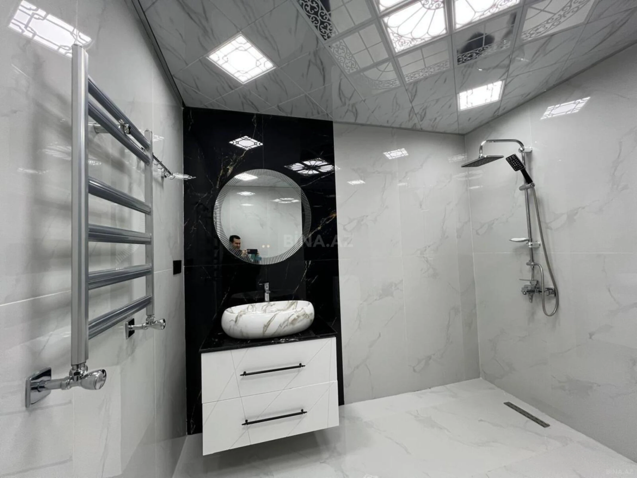 Kirayə verilir 3 otaqlı mənzil 115 m²