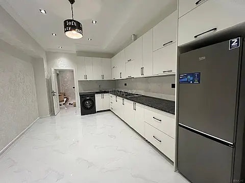 Kirayə verilir 3 otaqlı mənzil 115 m²