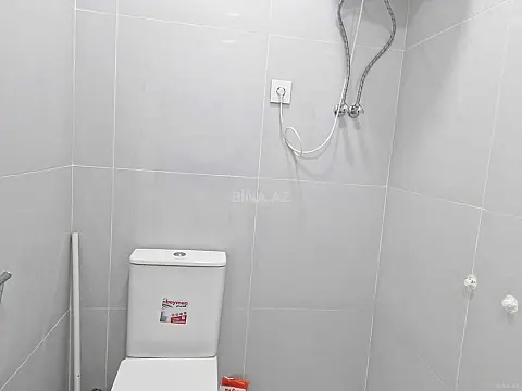 Satılır 1 otaqlı mənzil 68 m²