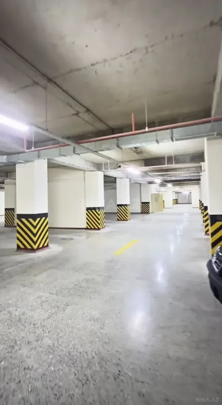 Satılır 3 otaqlı mənzil 136 m²