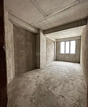 Satılır 3 otaqlı mənzil 136 m²