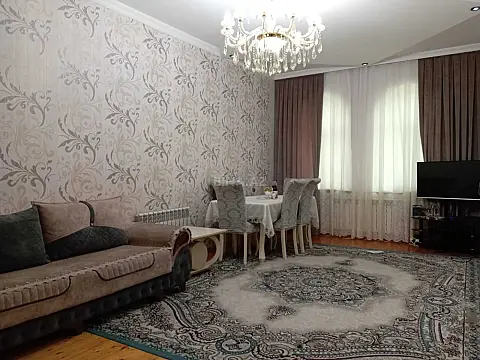 Satılır 4 otaqlı həyət evi 100 m²