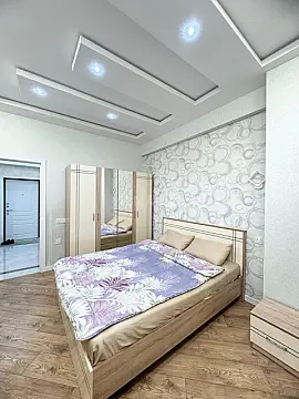 Kirayə verilir 2 otaqlı mənzil 68 m²