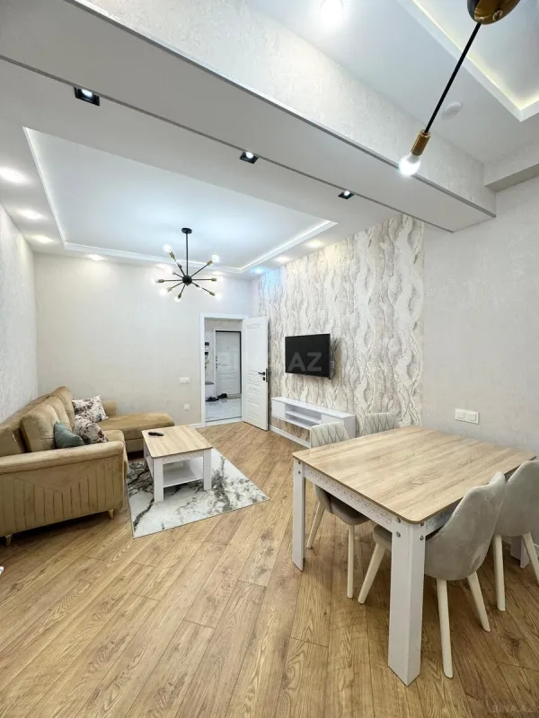 Kirayə verilir 2 otaqlı mənzil 68 m²