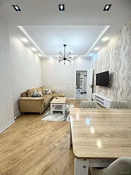 Kirayə verilir 2 otaqlı mənzil 68 m²