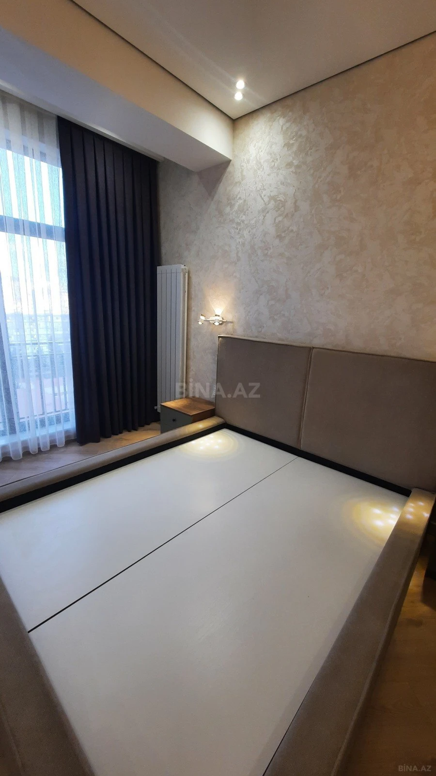 Satılır 2 otaqlı mənzil 65 m²