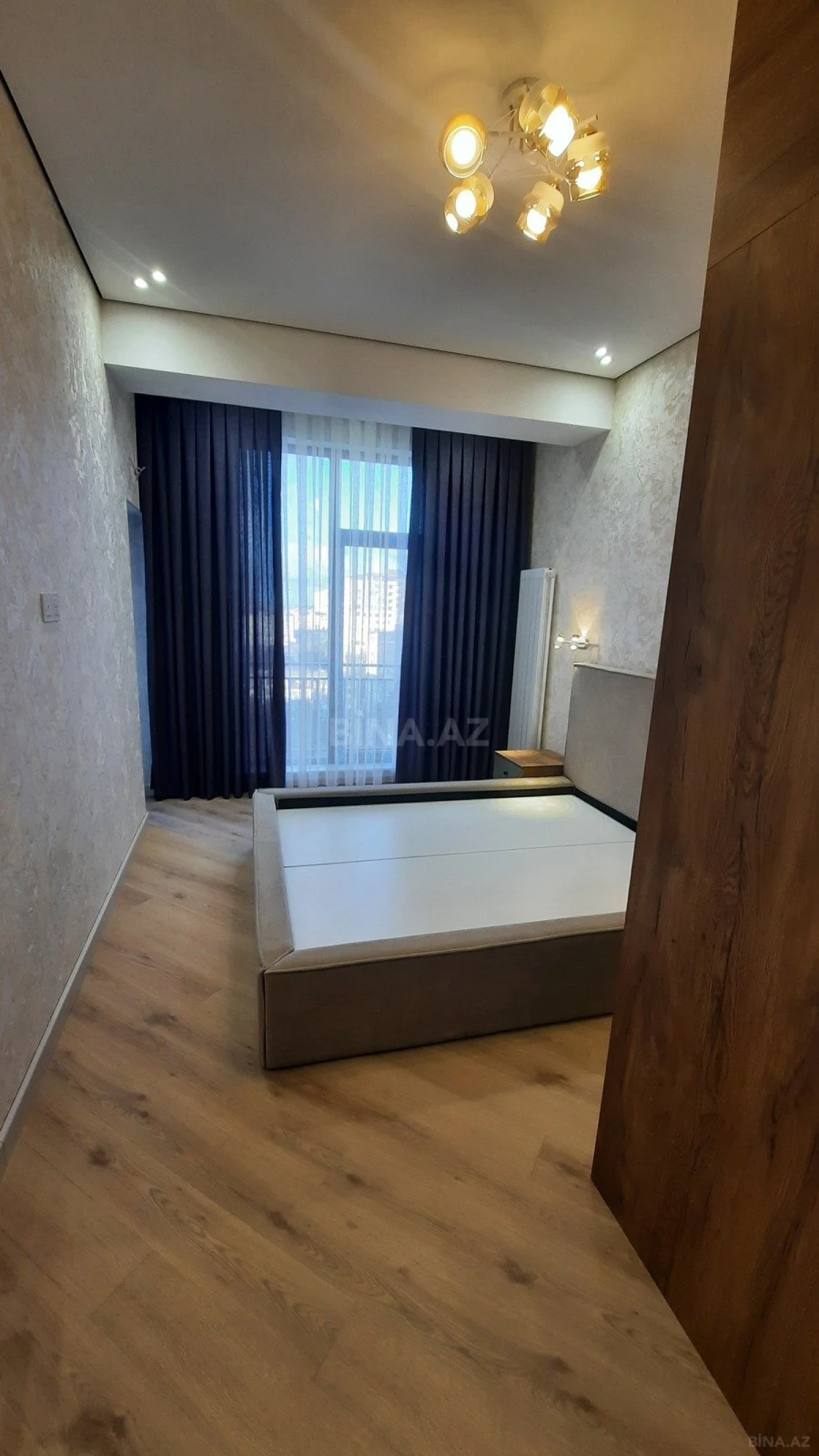 Satılır 2 otaqlı mənzil 65 m²