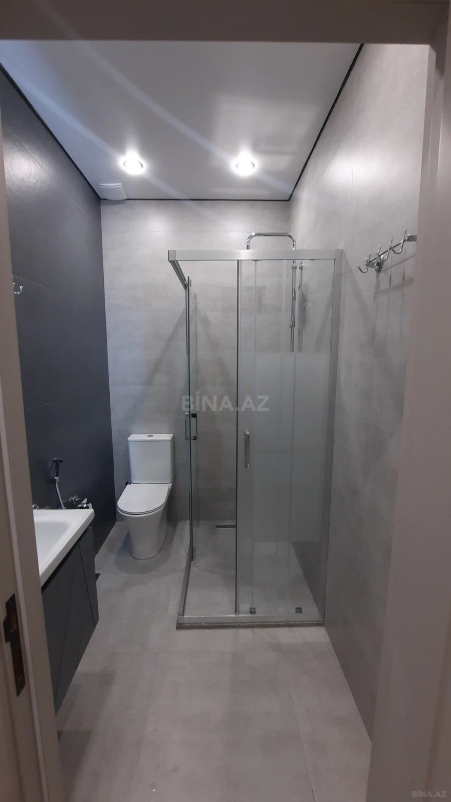 Satılır 2 otaqlı mənzil 65 m²