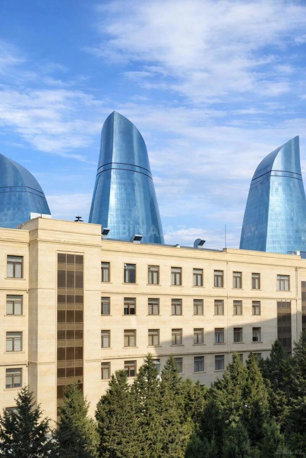 Kirayə verilir 3 otaqlı mənzil 85 m²