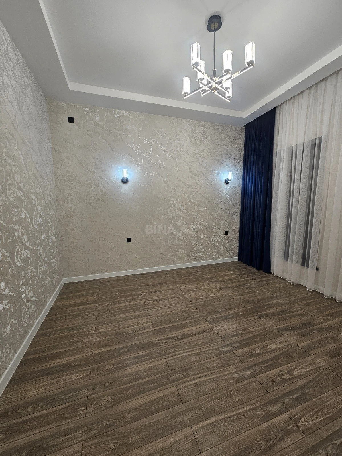 Satılır 4 otaqlı həyət evi 160 m²