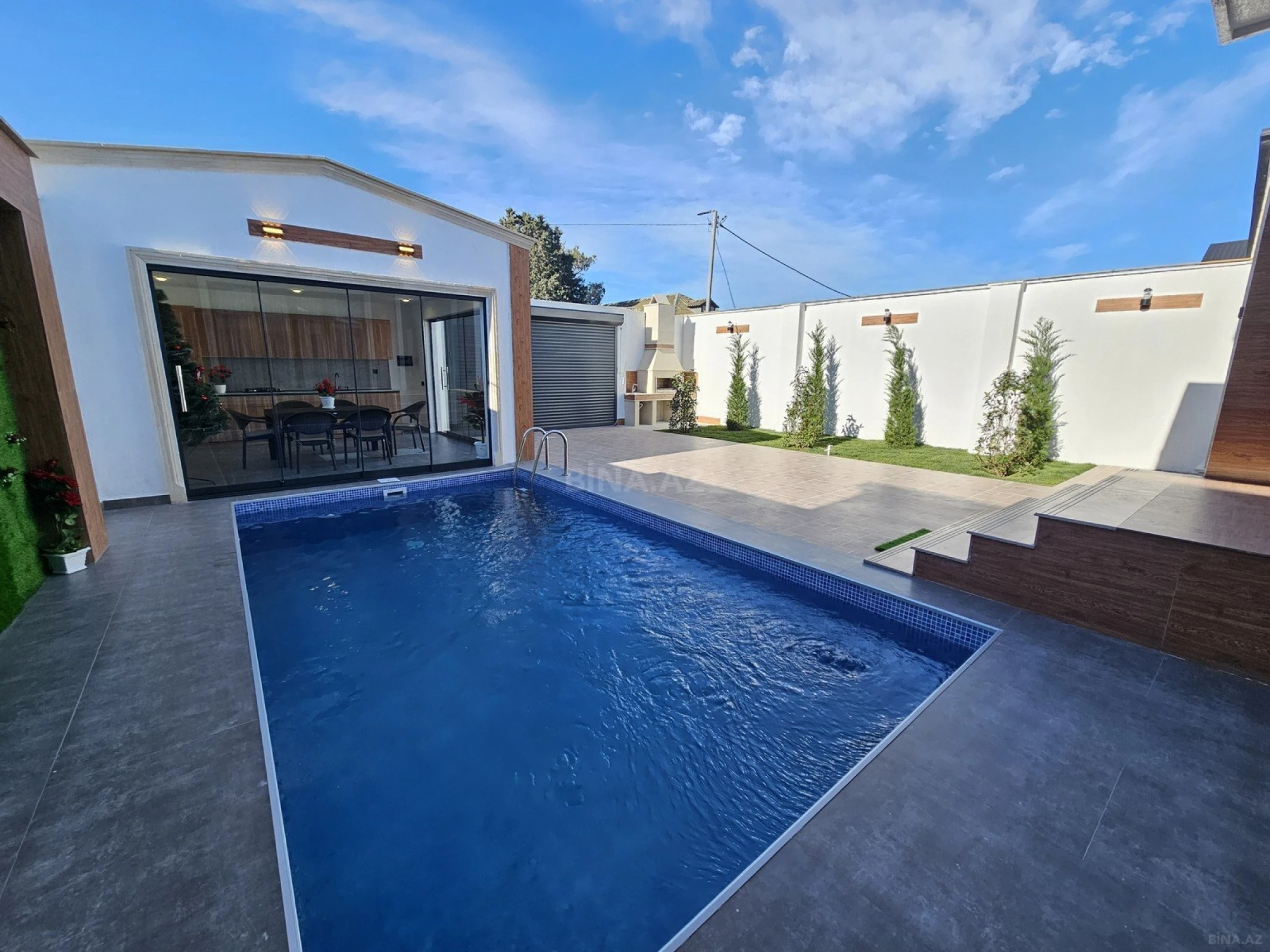 Satılır 4 otaqlı həyət evi 160 m²