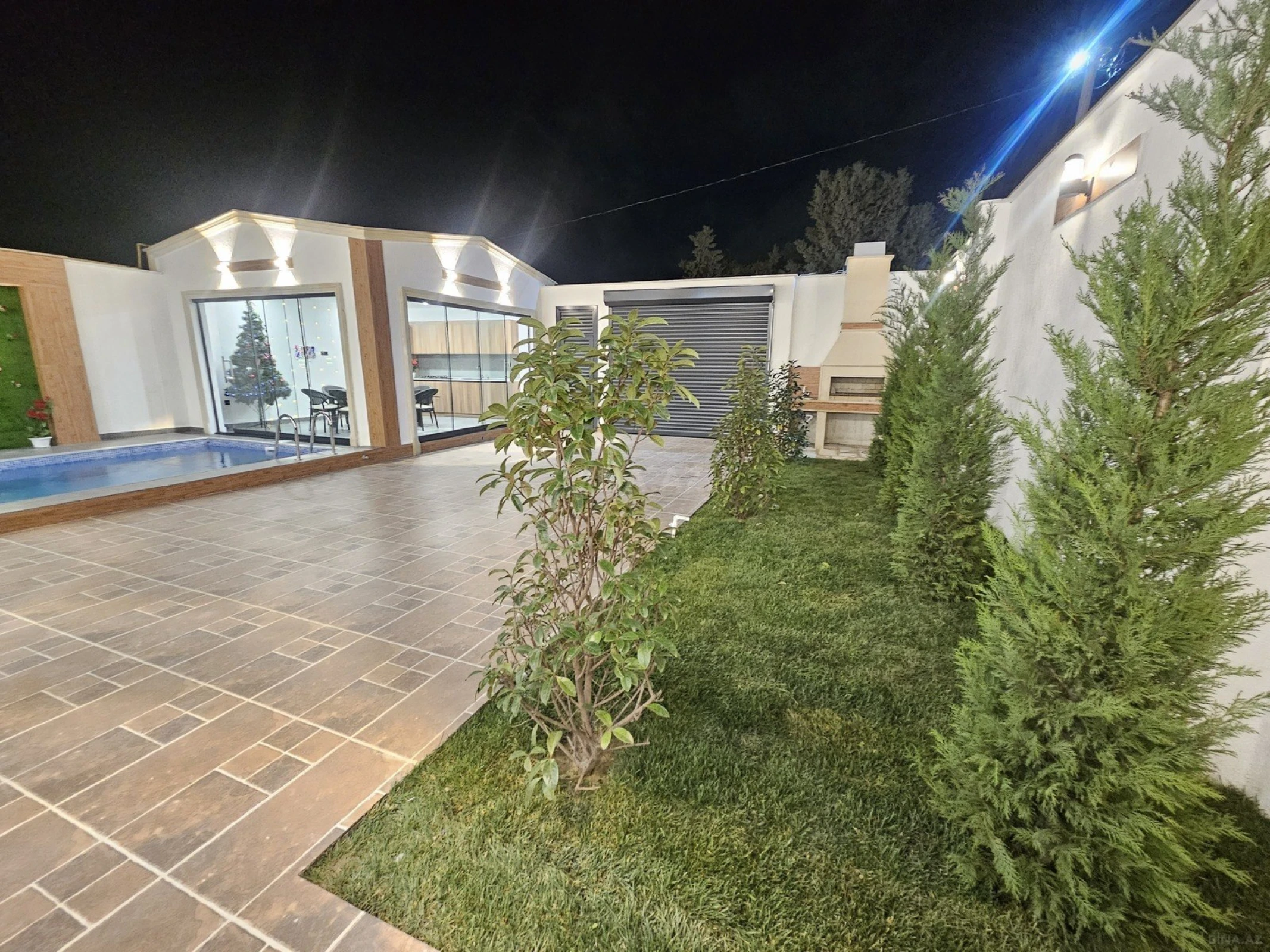 Satılır 4 otaqlı həyət evi 160 m²