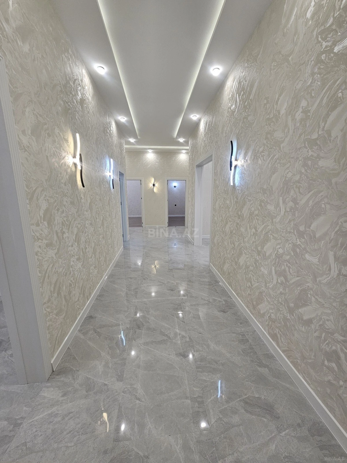 Satılır 4 otaqlı həyət evi 160 m²