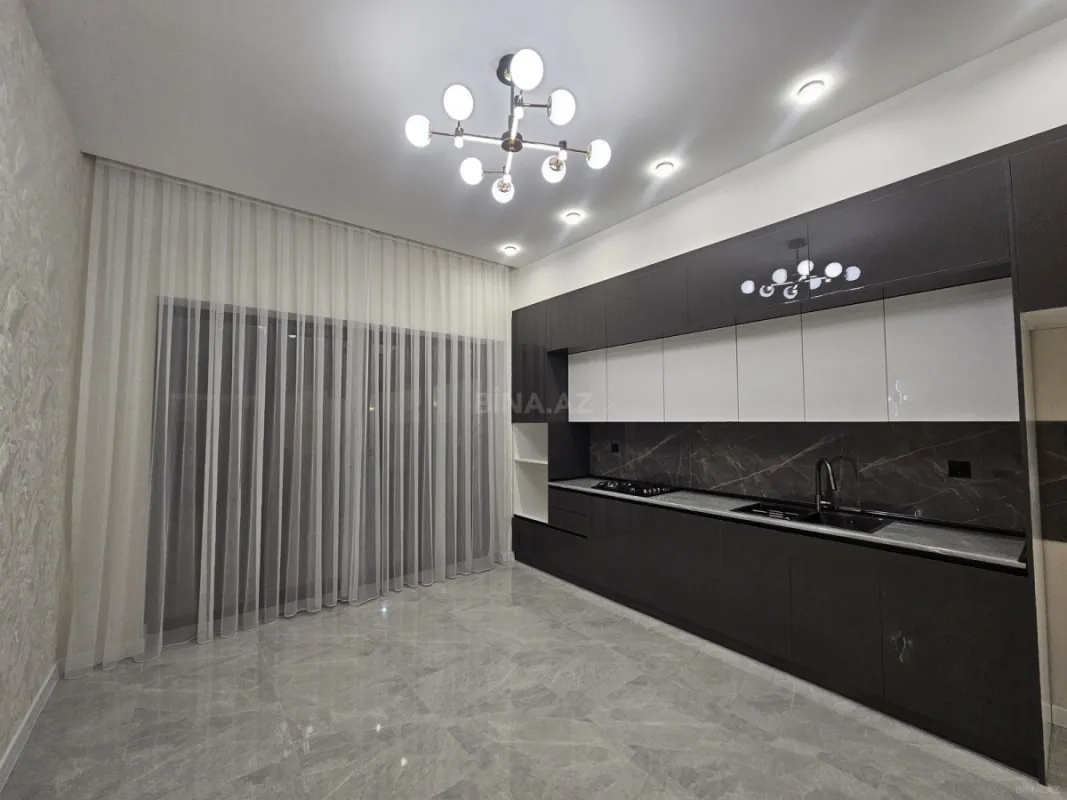 Satılır 4 otaqlı həyət evi 160 m²
