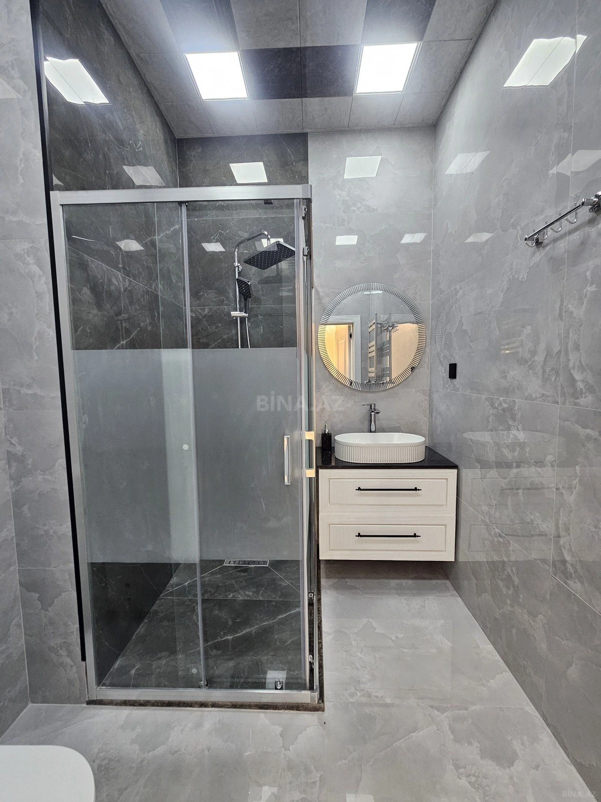 Satılır 4 otaqlı həyət evi 160 m²
