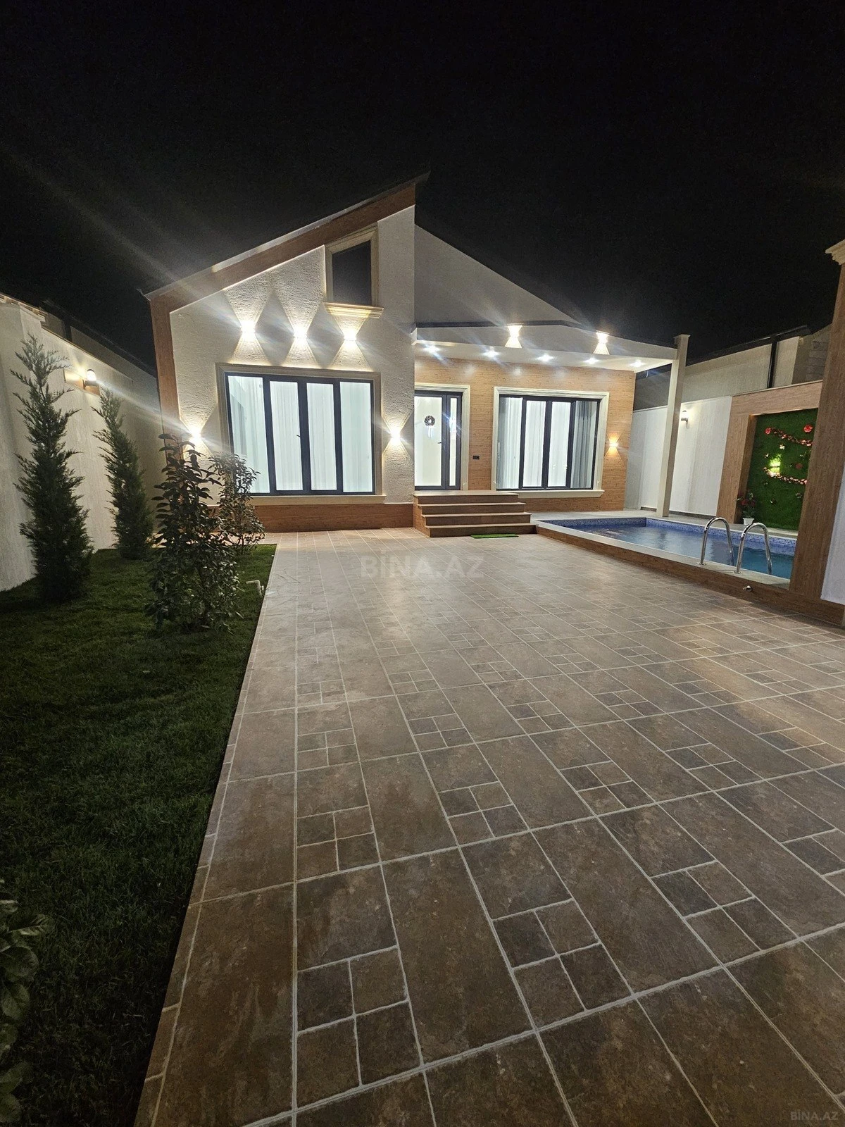 Satılır 4 otaqlı həyət evi 160 m²