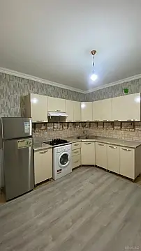 Satılır 1 otaqlı mənzil 44 m²