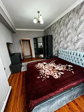 Kirayə verilir 2 otaqlı mənzil 65 m²