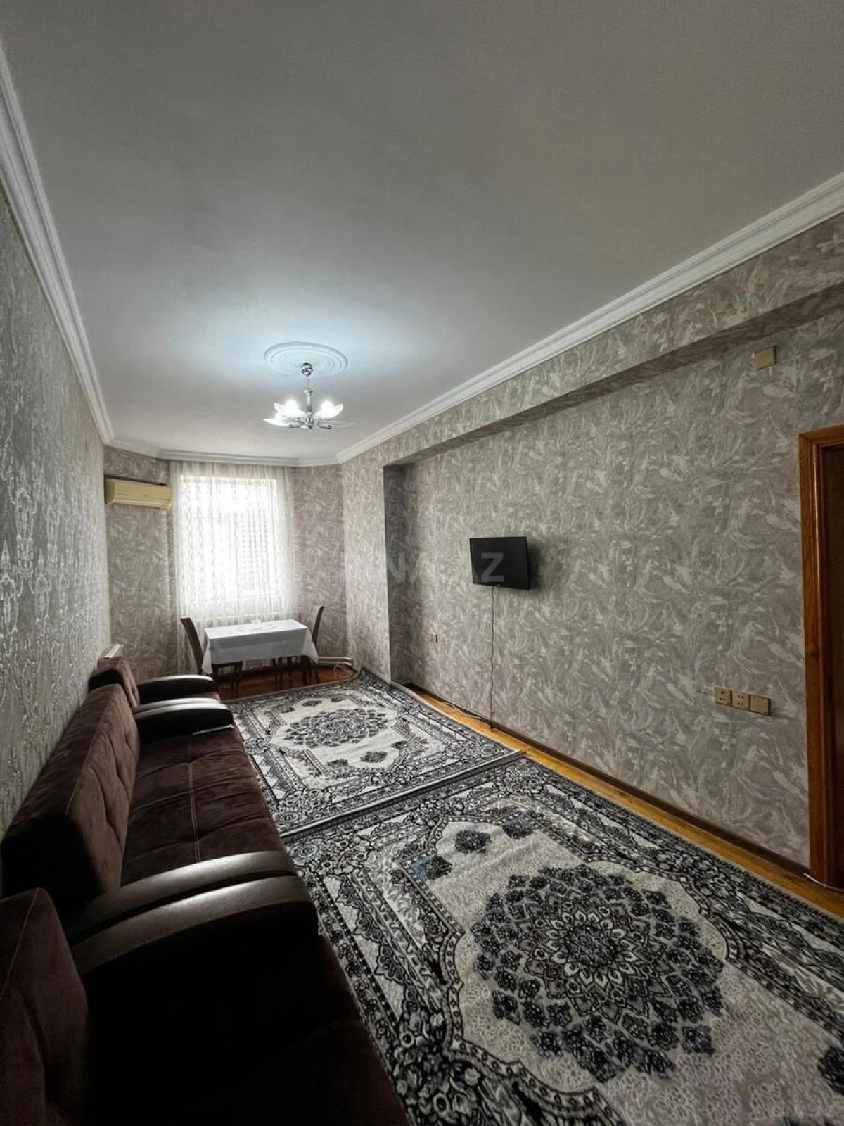 Kirayə verilir 2 otaqlı mənzil 65 m²