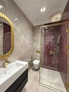 Satılır 4 otaqlı mənzil 140 m²