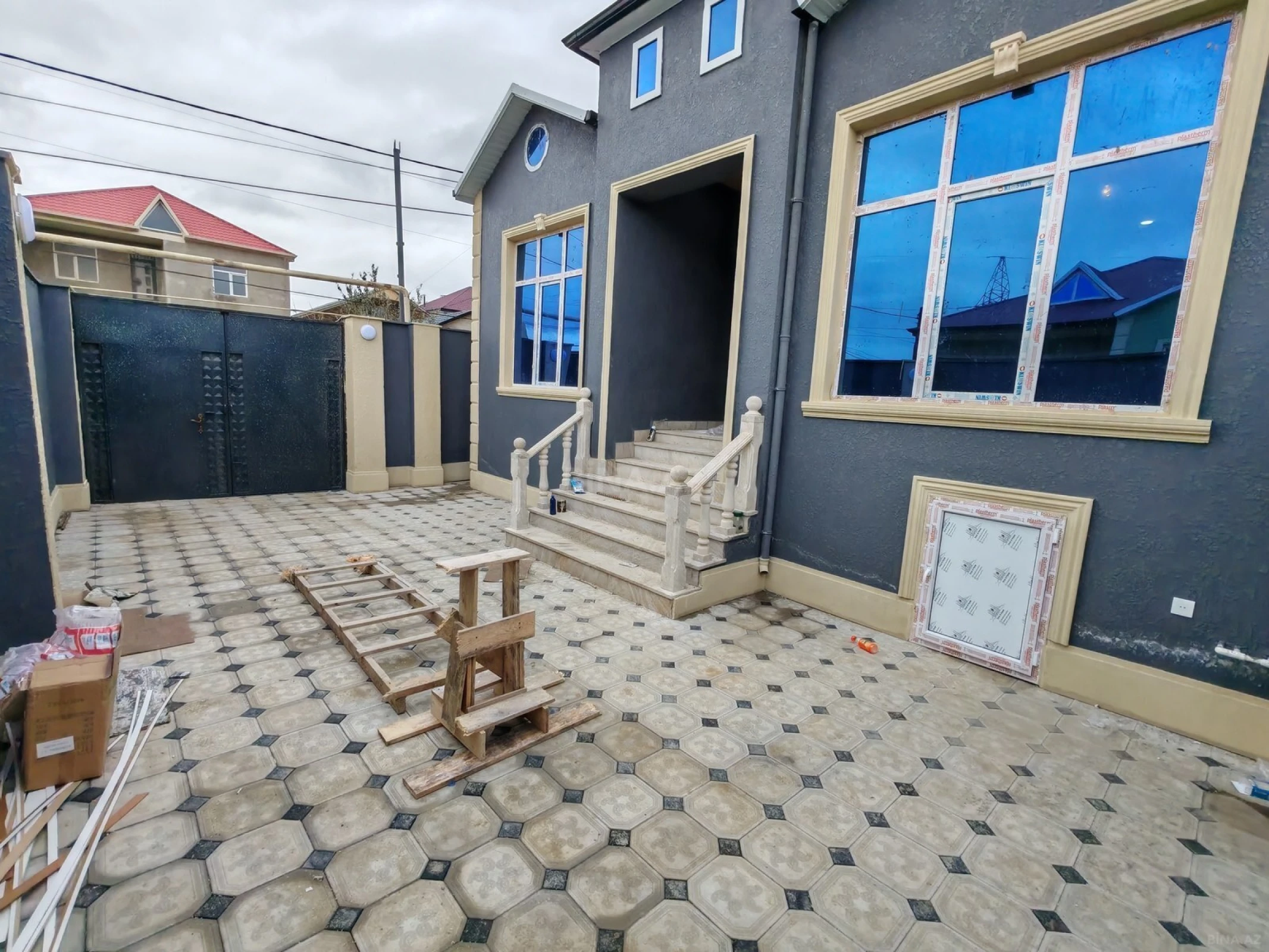 Satılır 4 otaqlı həyət evi 120 m²