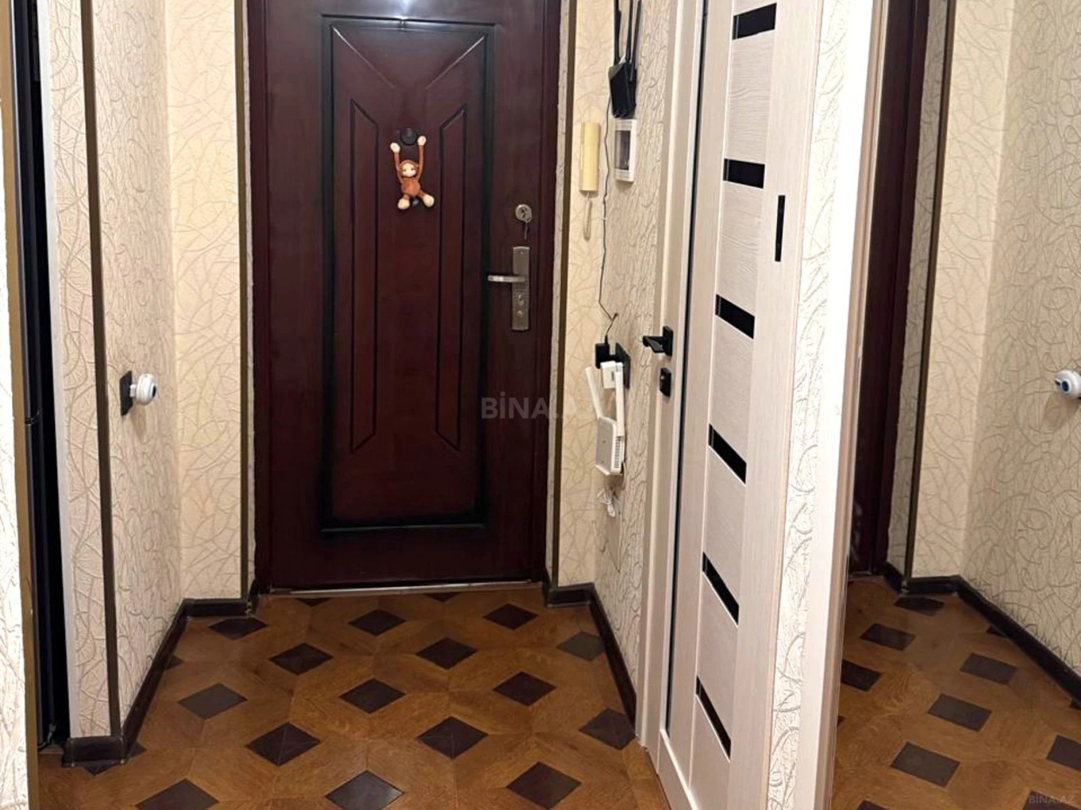 Satılır 2 otaqlı mənzil 56 m²