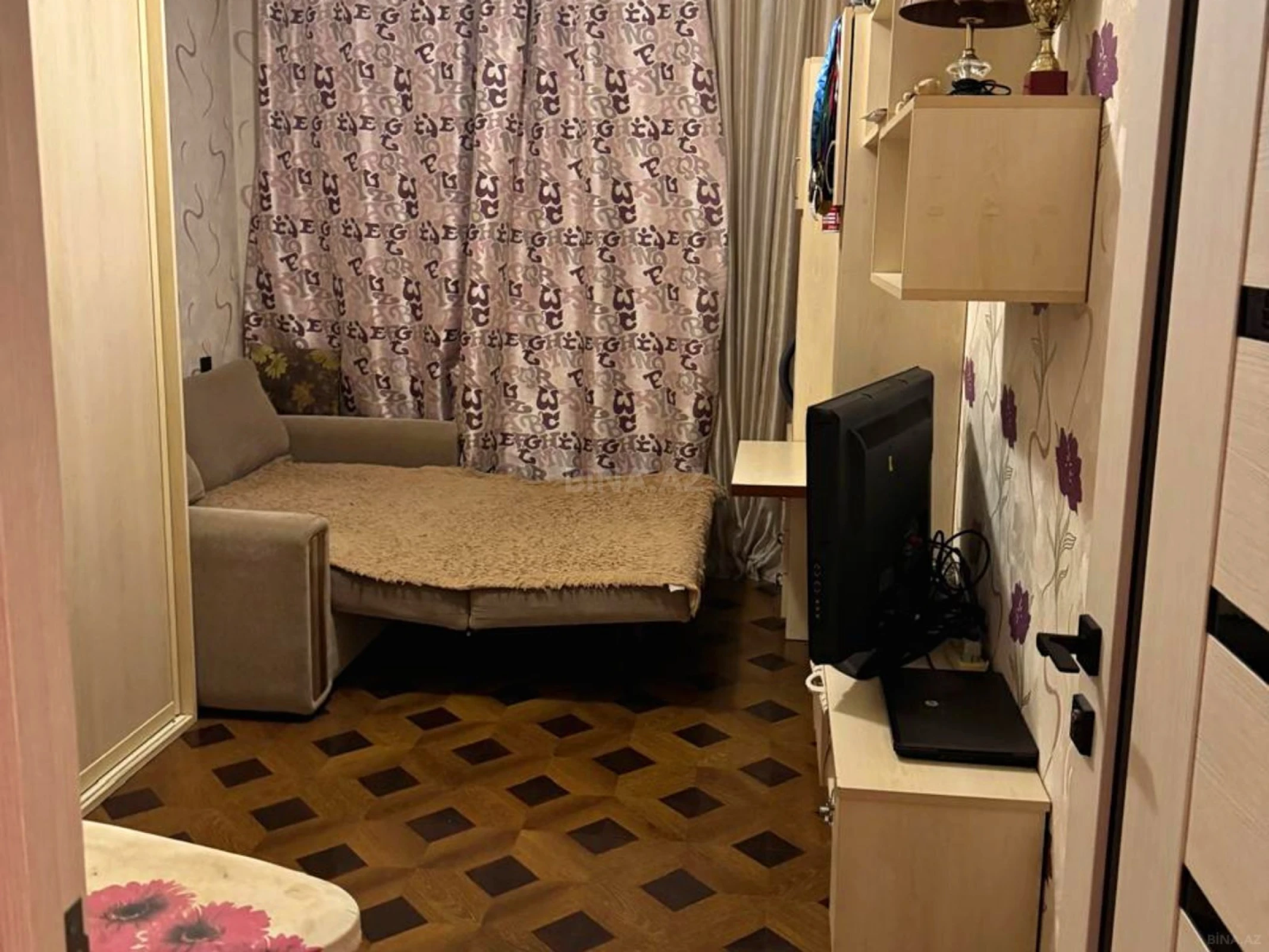 Satılır 2 otaqlı mənzil 56 m²