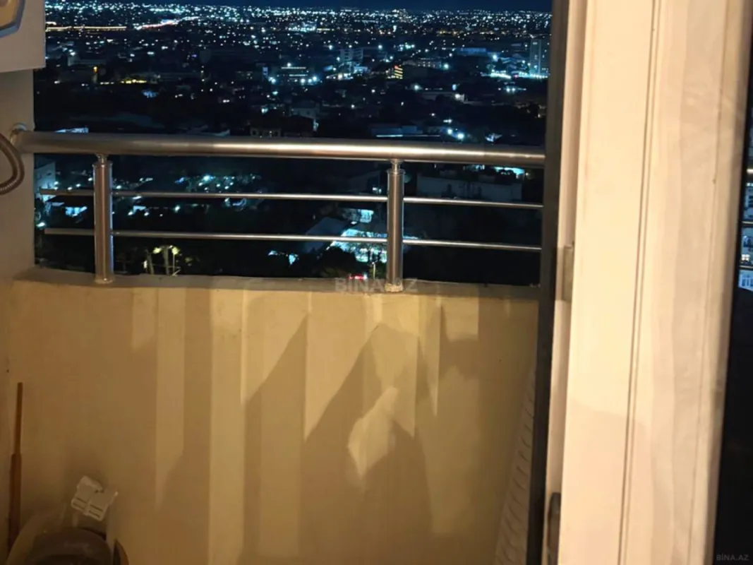 Satılır 2 otaqlı mənzil 56 m²