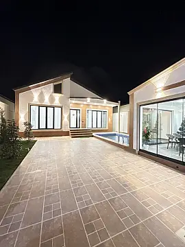 Satılır 4 otaqlı həyət evi 160 m²