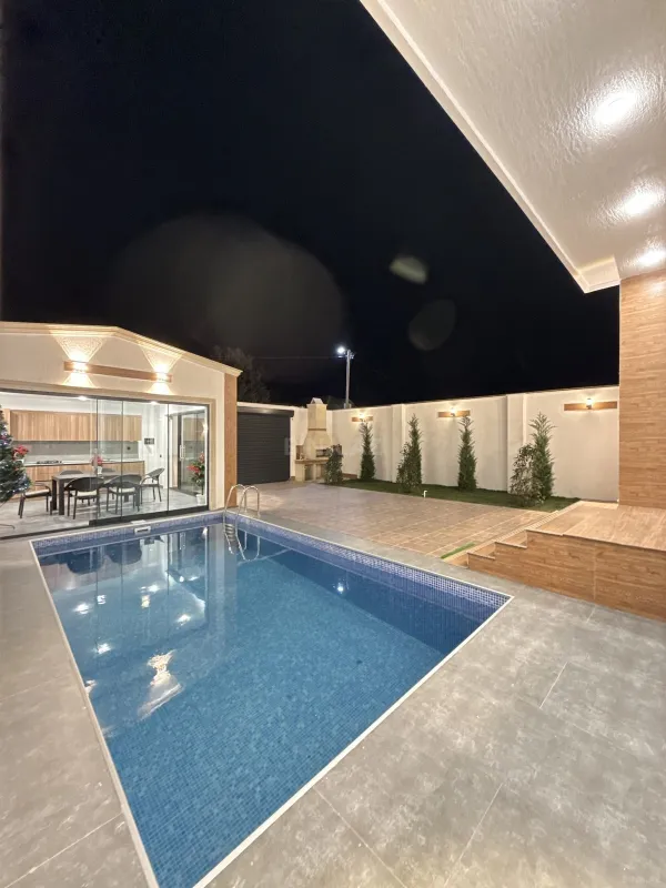 Satılır 4 otaqlı həyət evi 160 m²