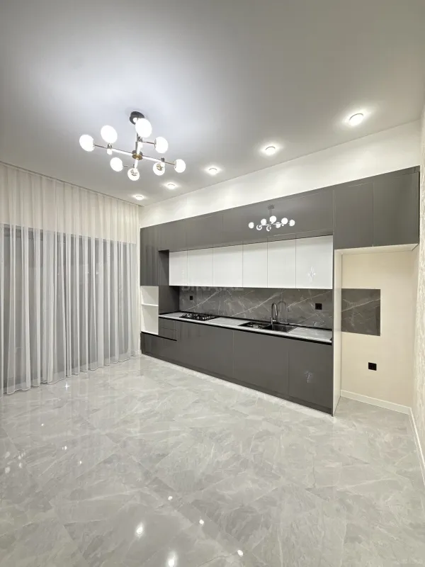 Satılır 4 otaqlı həyət evi 160 m²