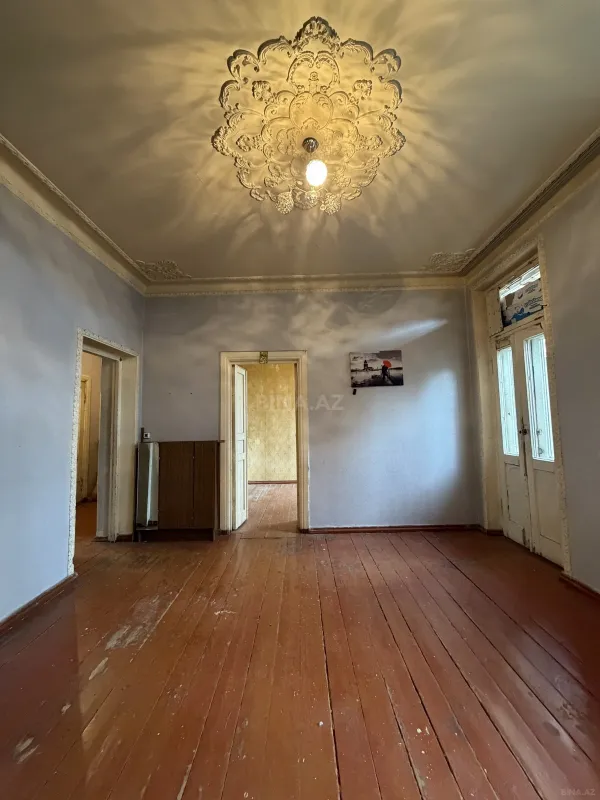 Satılır 3 otaqlı mənzil 60 m²