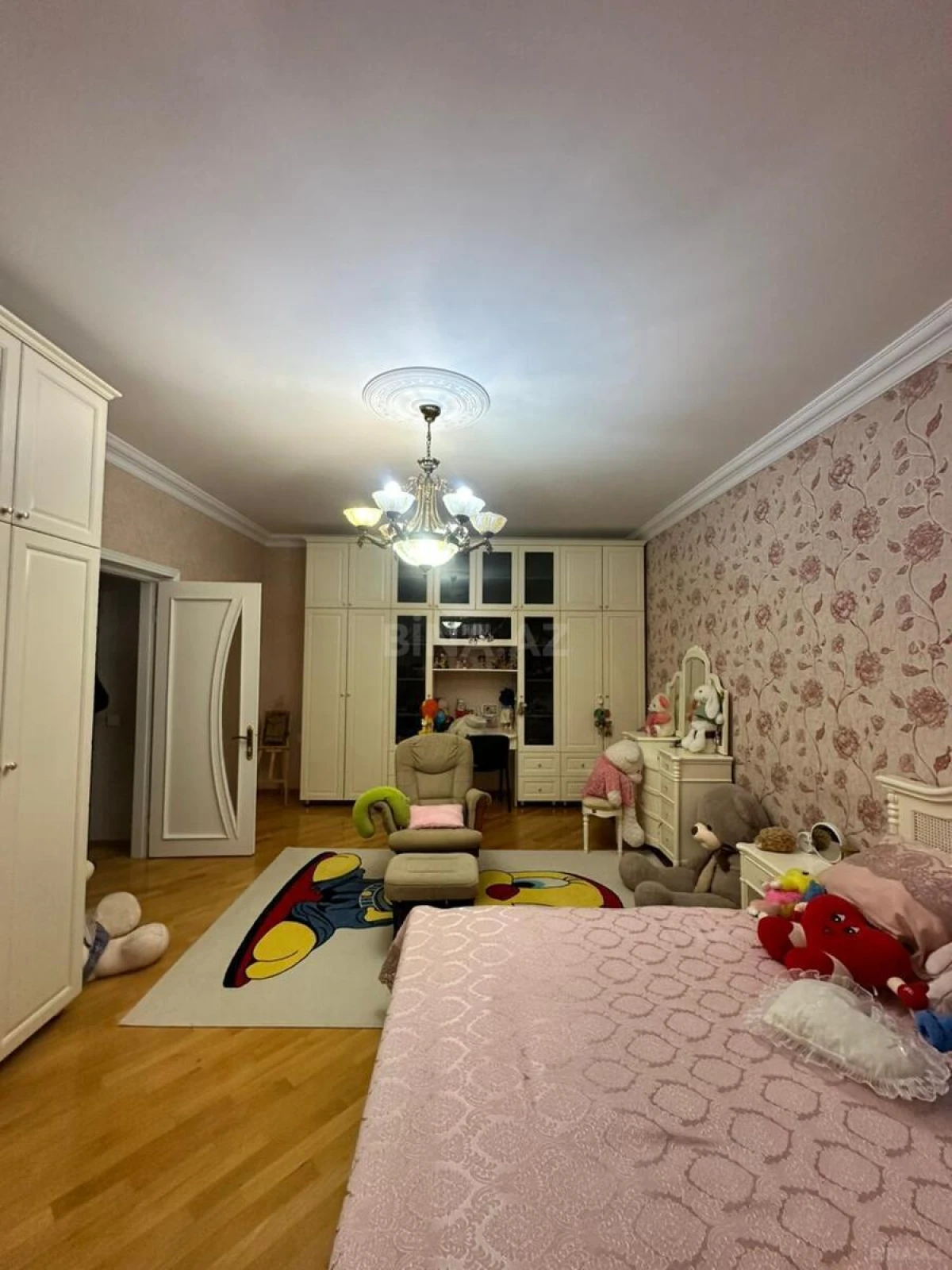 Satılır 4 otaqlı həyət evi 360 m²