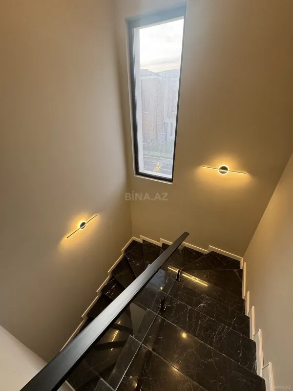 Satılır 3 otaqlı həyət evi 140 m²