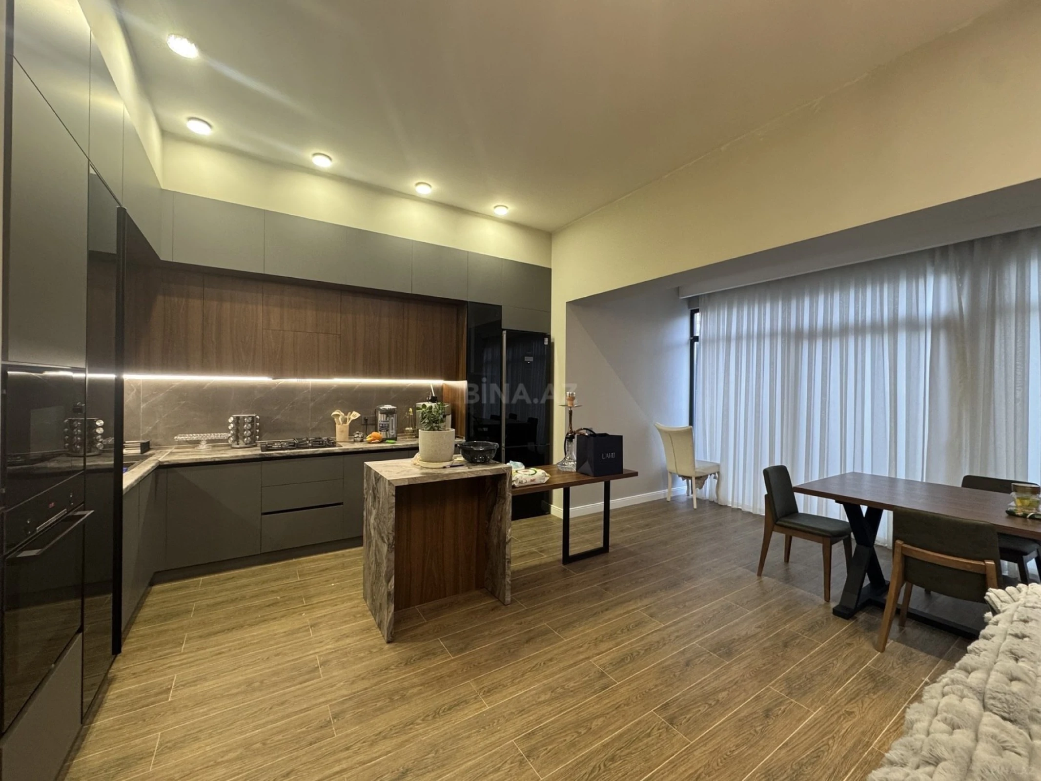 Satılır 3 otaqlı həyət evi 140 m²