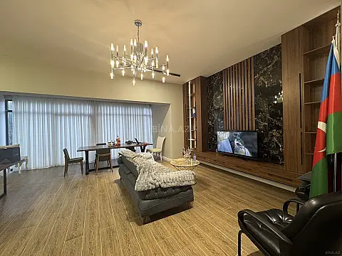 Satılır 3 otaqlı həyət evi 140 m²