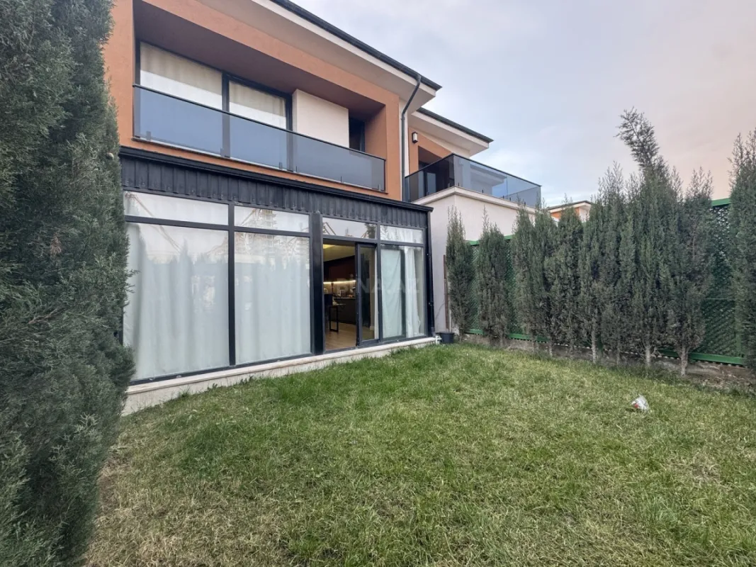 Satılır 3 otaqlı həyət evi 140 m²