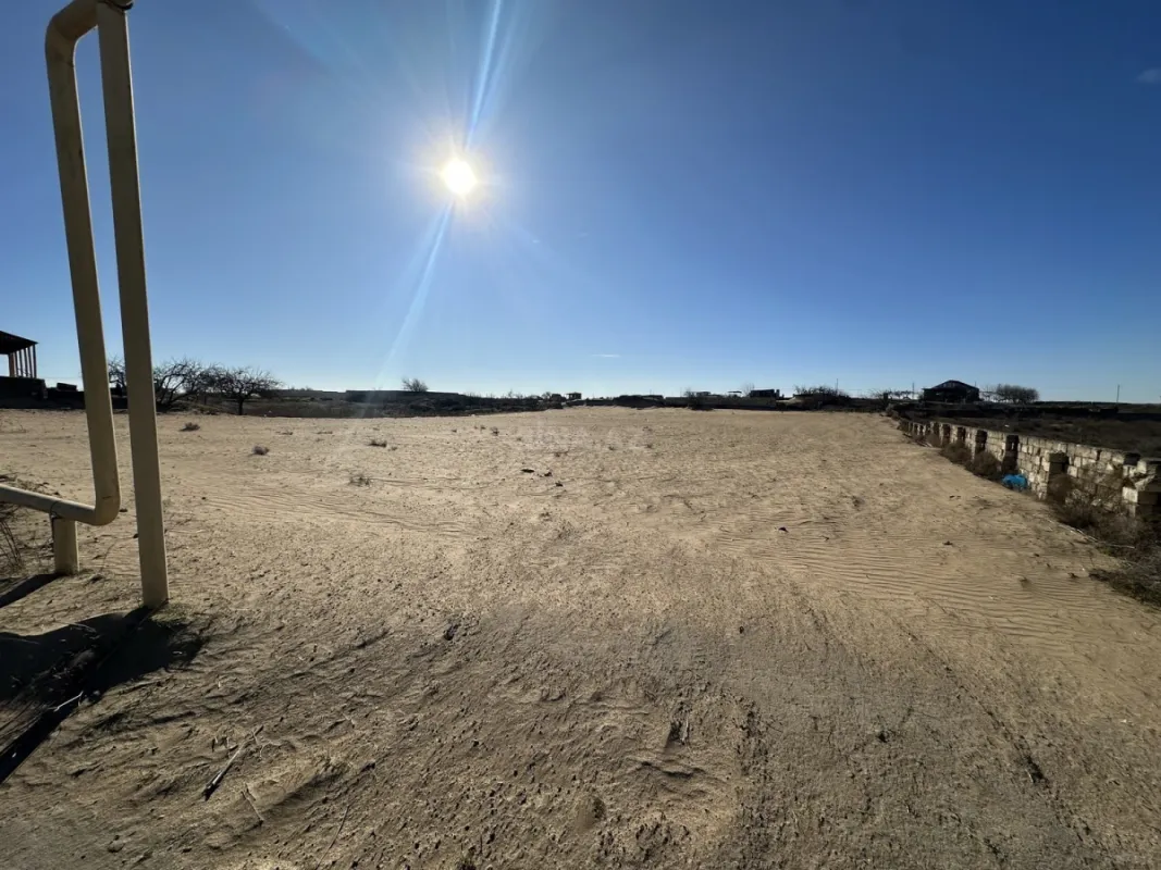 Satılır torpaq sahəsi 8 m²